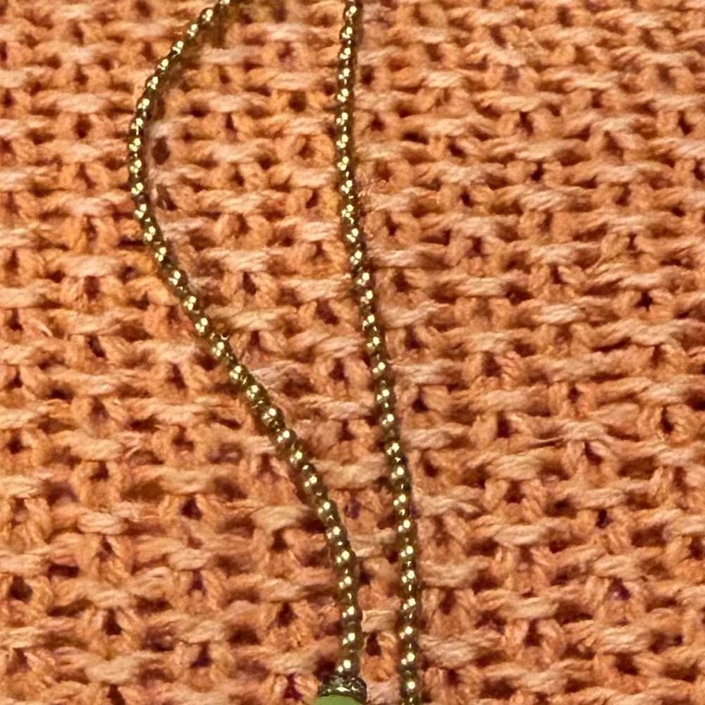 Beautiful necklace - Picture 6 of 10